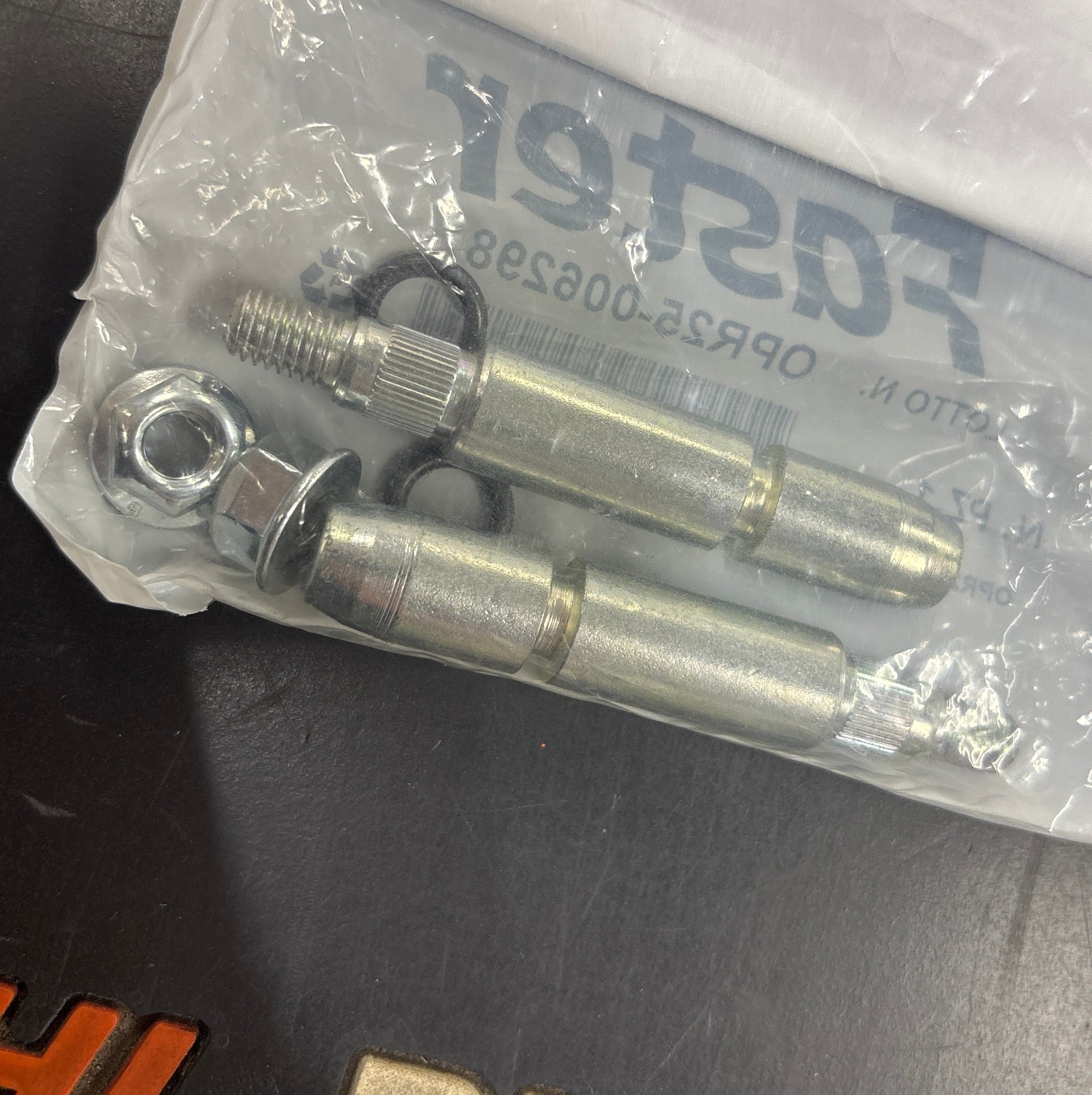Avant Guide Pin Set 65878
