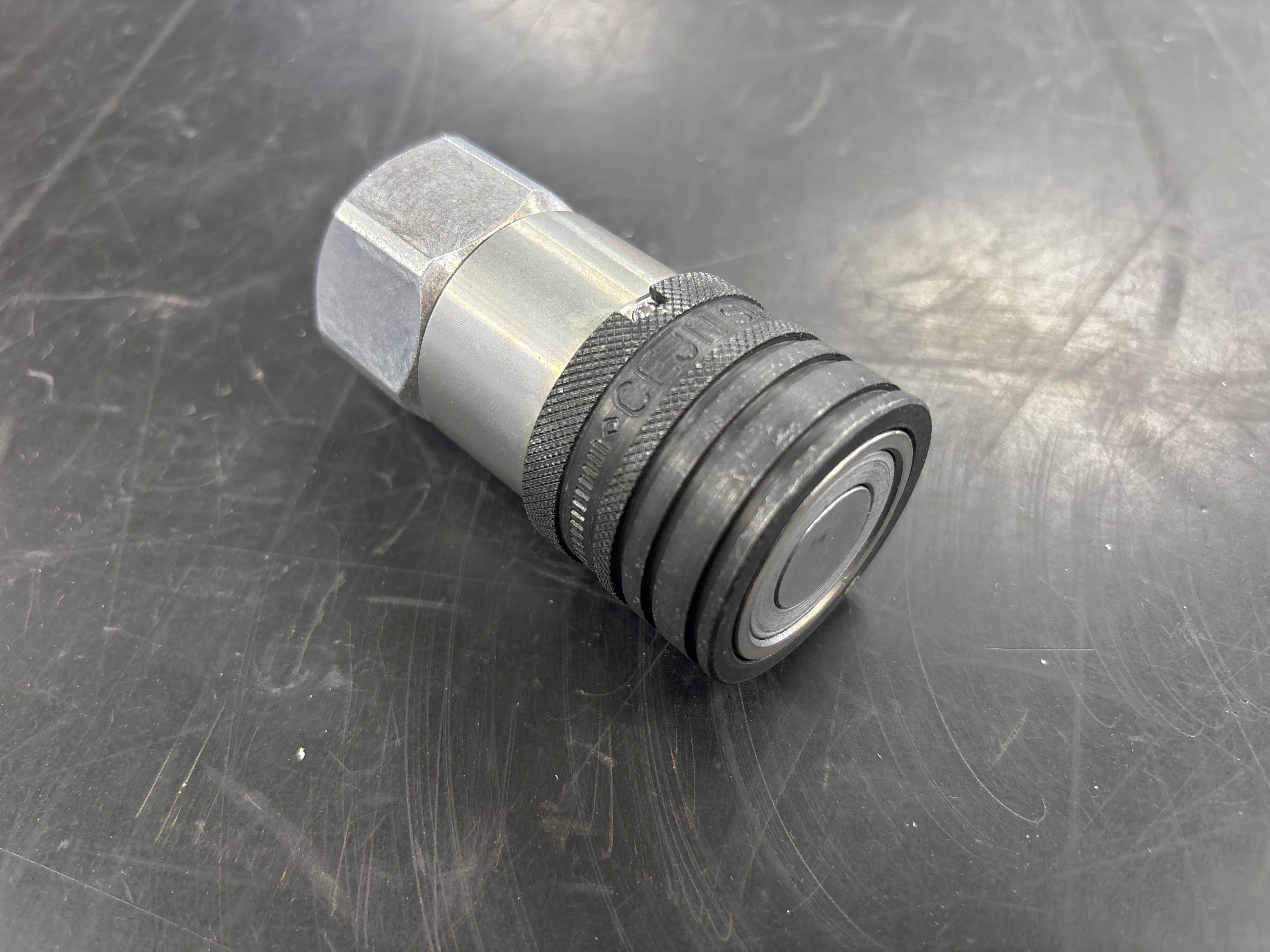 Quick Coupler 5/8" Flat Face Assembly