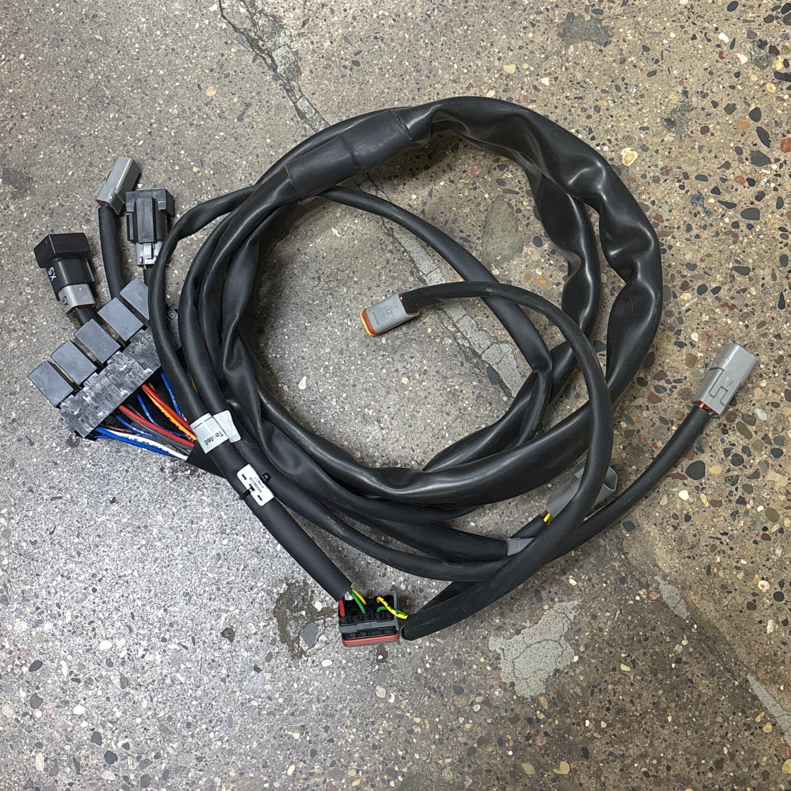 Avant Wire Harness A449852