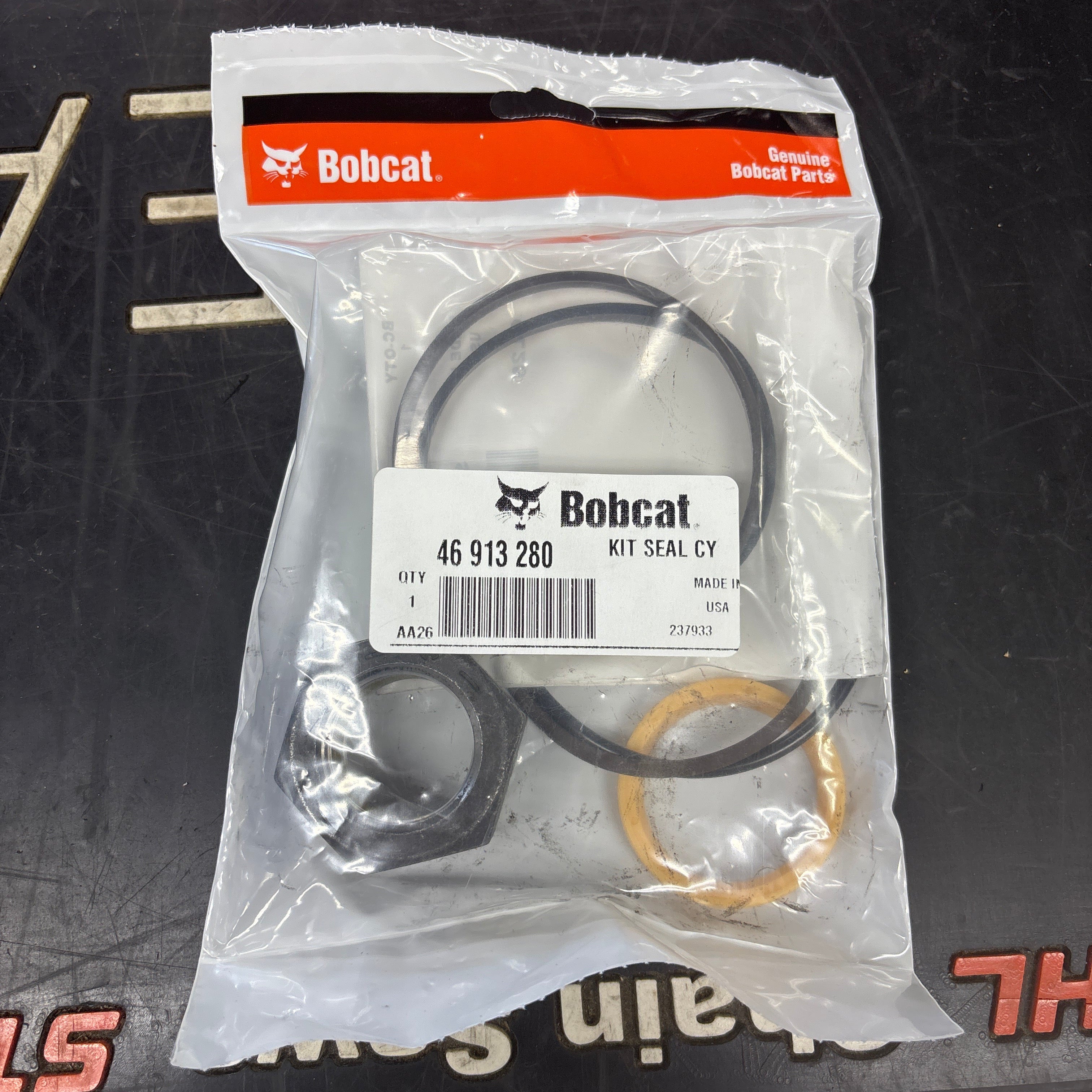 Bobcat Cylinder Seal Kit for Loaders 46913280