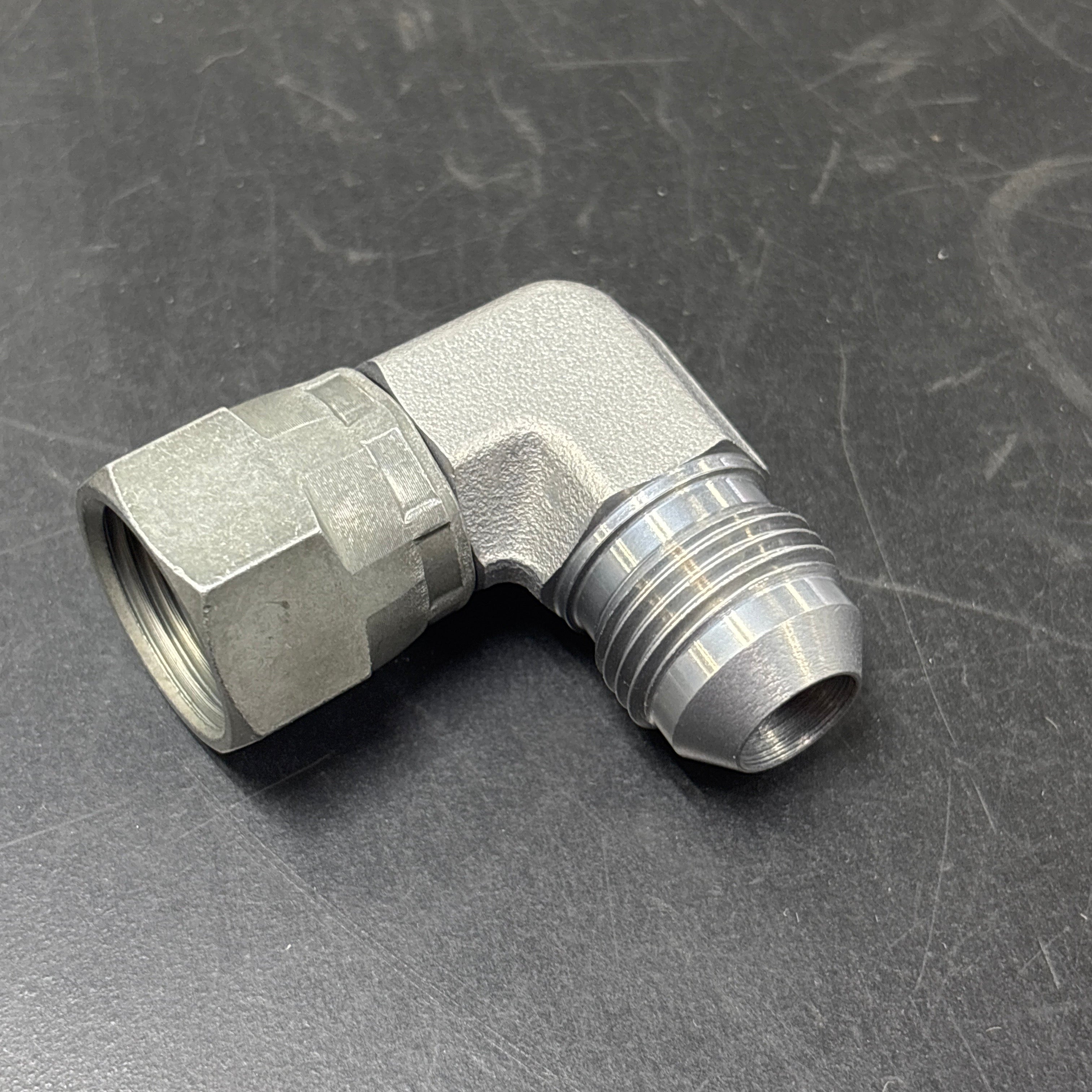 Avant Elbow Fitting 64134