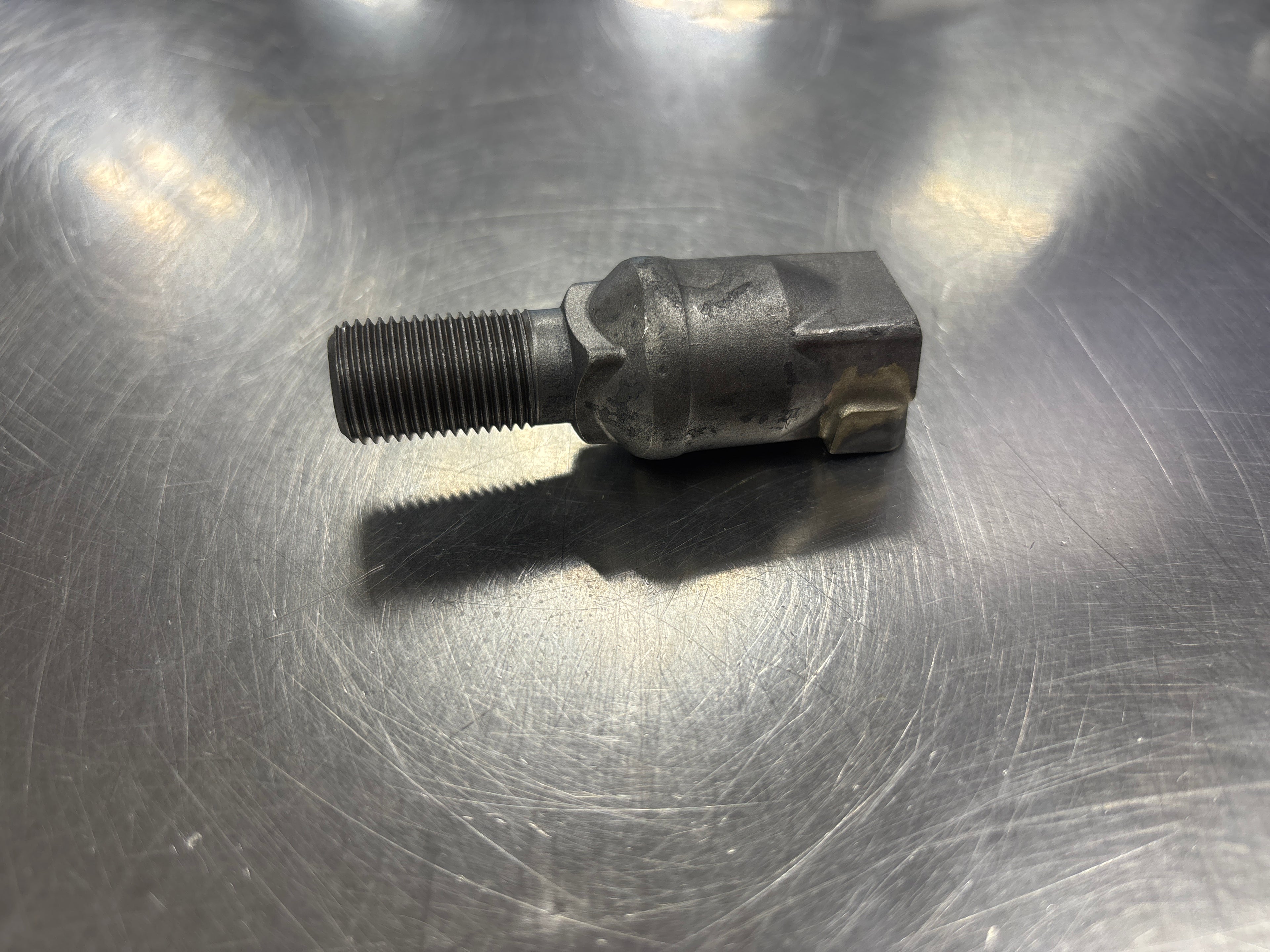 New Revolution Square Tooth