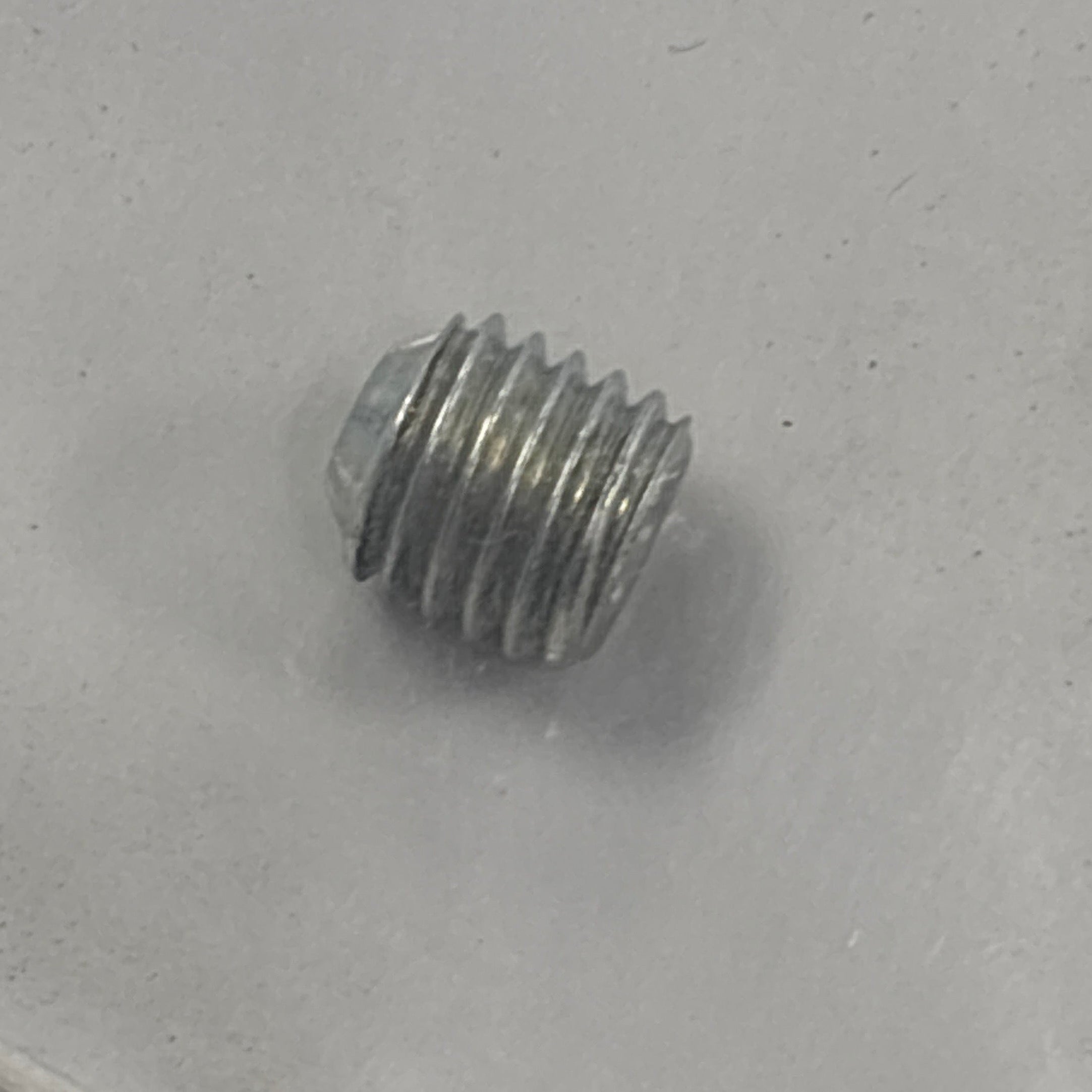 Bobcat screw set 33G404