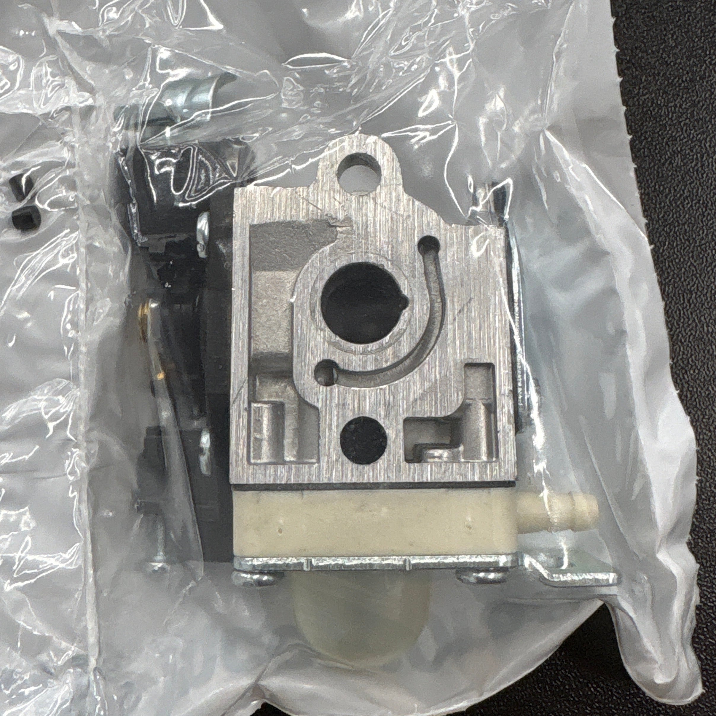 echo carburetor a021003661