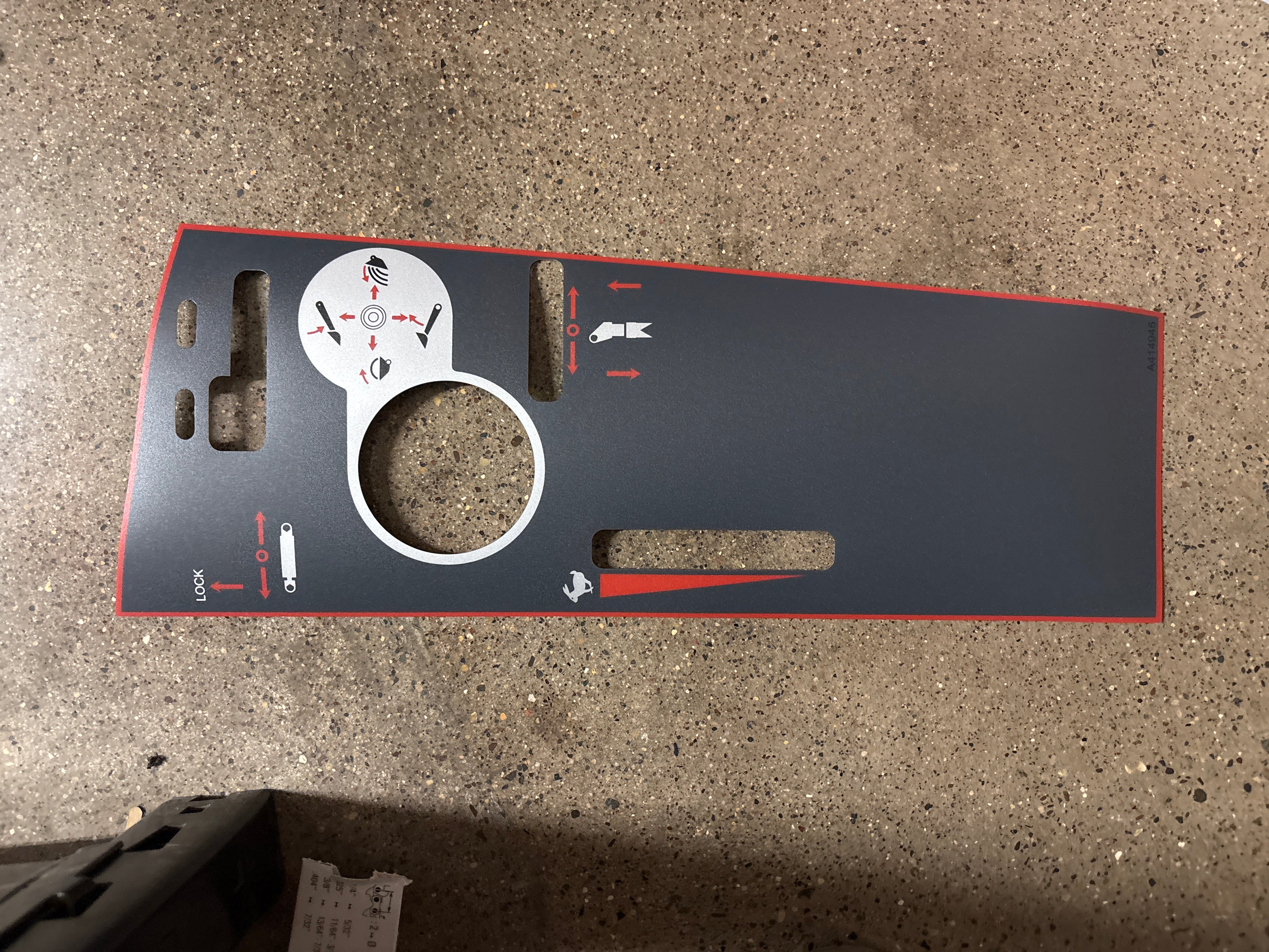 Decal Control Levers 520-528