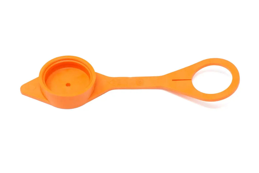 Bobcat 1/2" Female Coupler Dust Cover 6902541