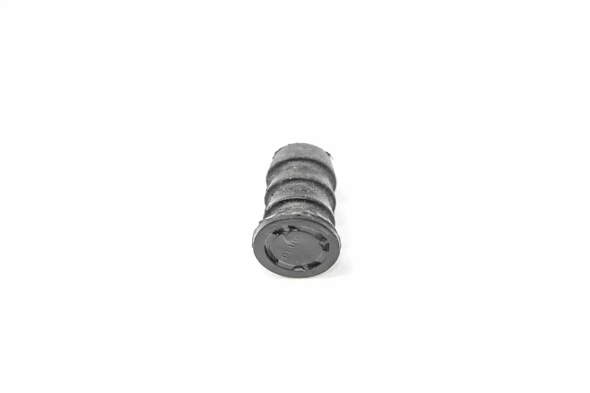 oil gauge plug for bobcat equipment