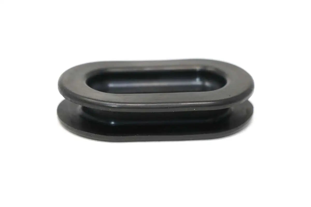 grommet 4